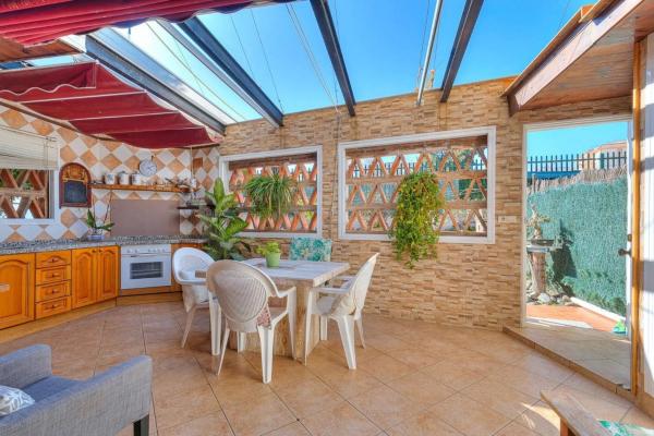 Chalet adosado en venta en  Calle Monaguillo , Fuengirola photo 1