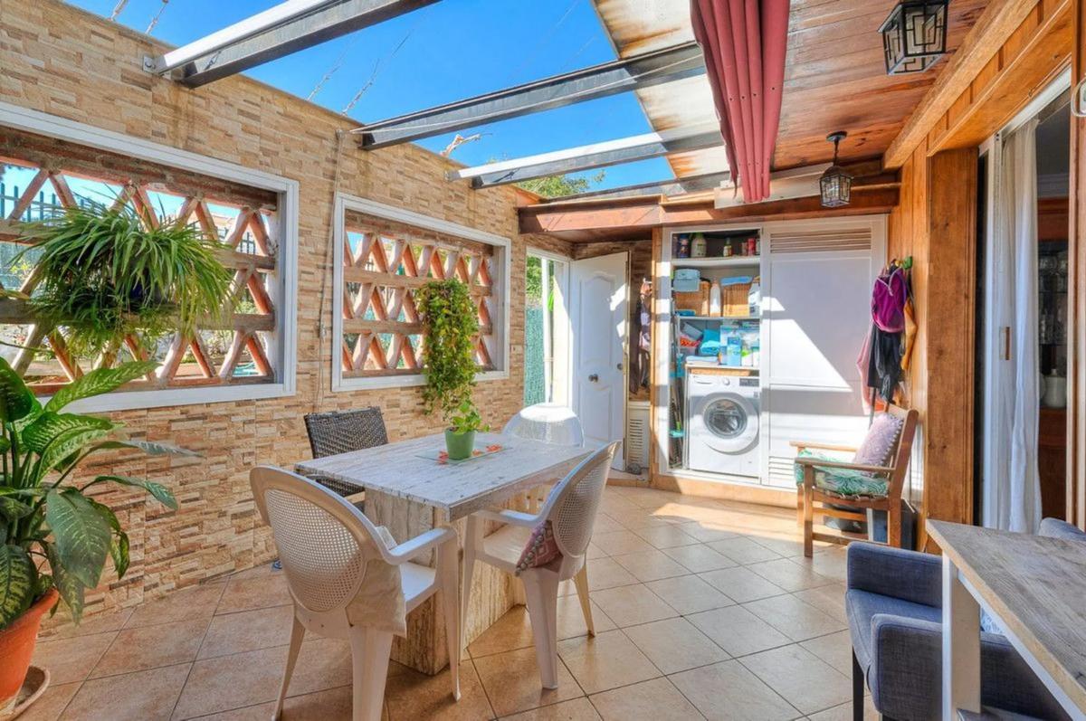 Venta de chalet adosado en  Calle Monaguillo , Fuengirola photo 2