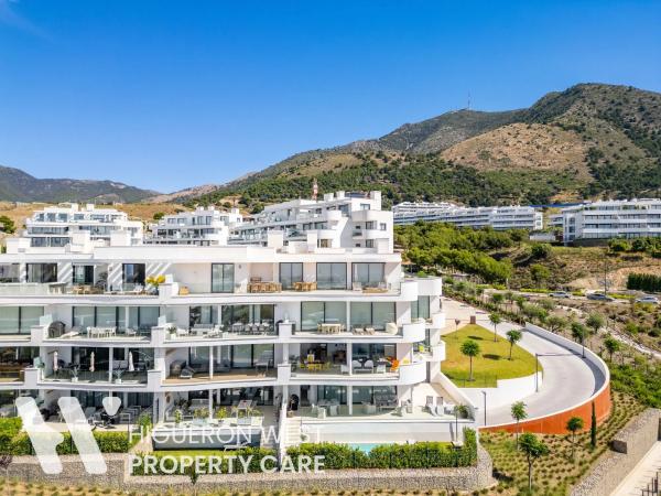 Piso en venta en Calle Leticia, 2, Fuengirola
photo 1