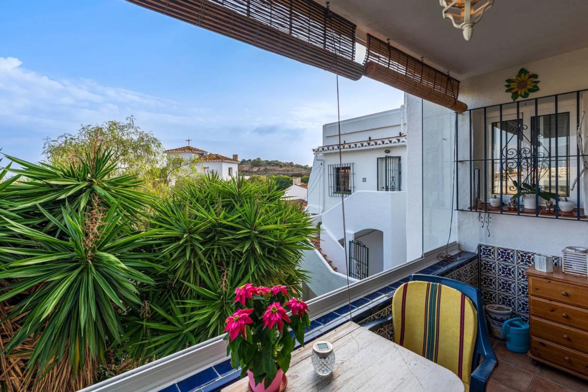 Venta de piso en CL BOMBA DE LA, Fuengirola
 photo 2