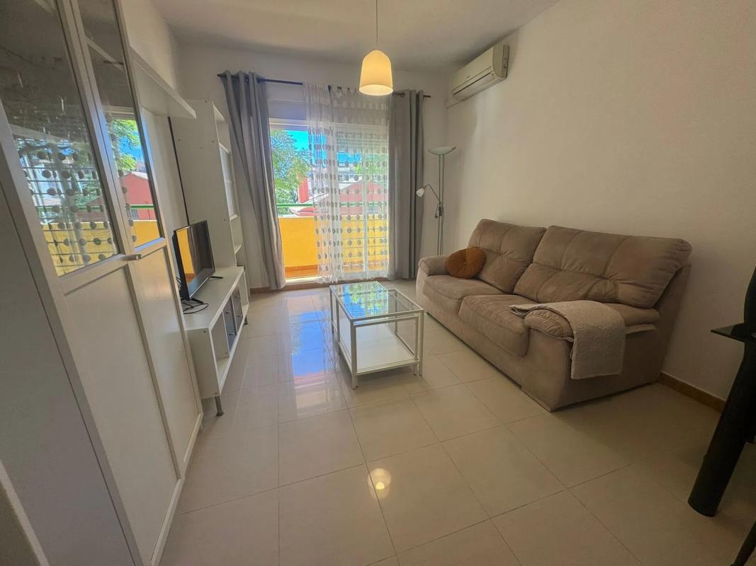 Venta de piso en Calle Narciso s/n, Fuengirola
 photo 2