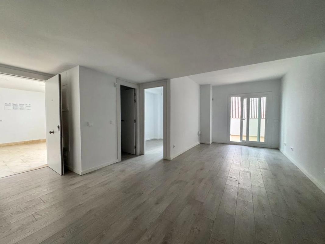 Продажа квартиры на Calle Pensamiento, Фуэнхирола
photo 4