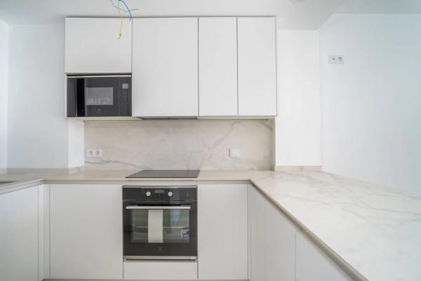 Piso en venta en Calle Margarita Salas, Fuengirola
thumbnail 2
