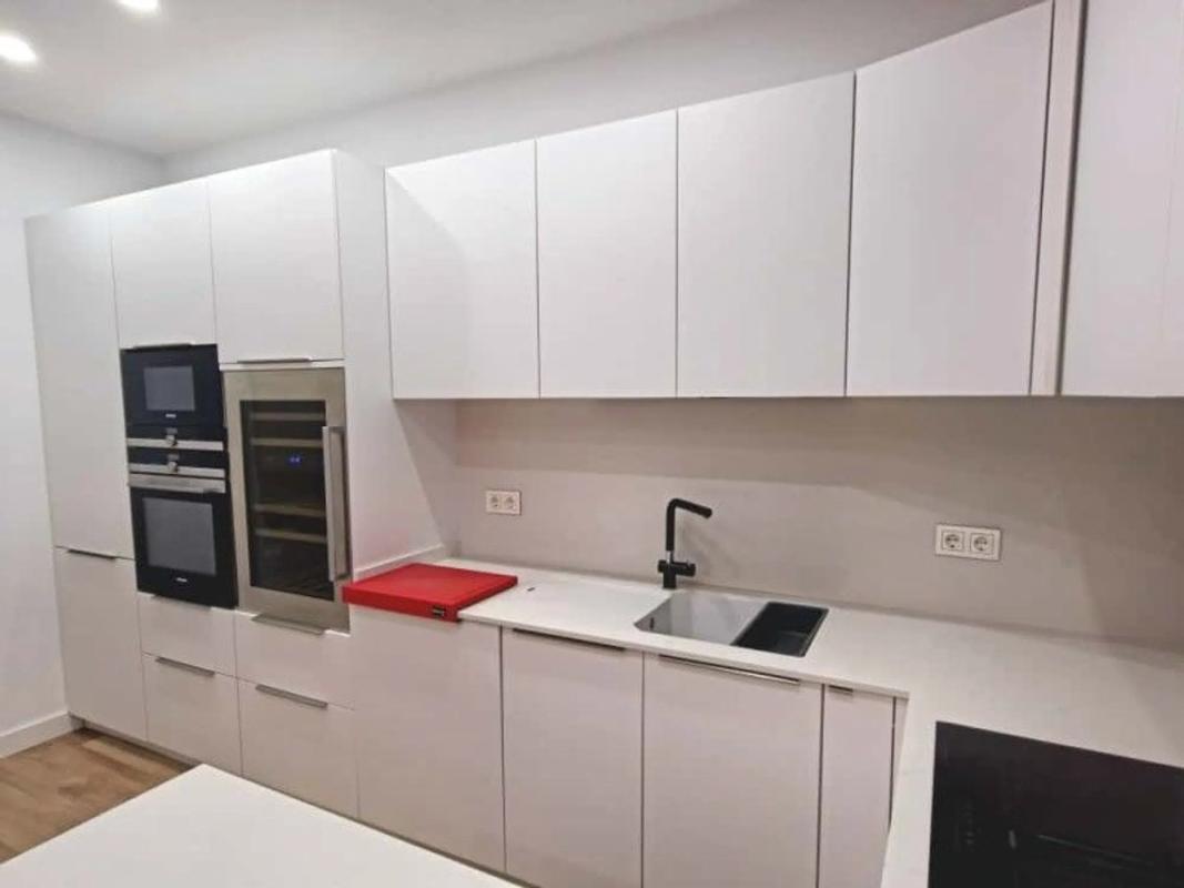 Продажа квартиры на Calle Rodrigo de Triana, Фуэнхирола
photo 5