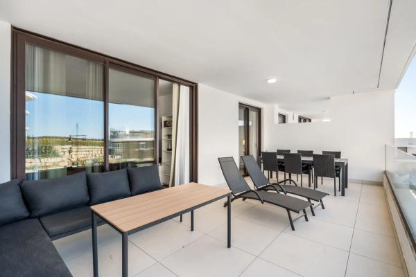 Piso en venta en Avenida Fuengirola, Fuengirola
thumbnail 2