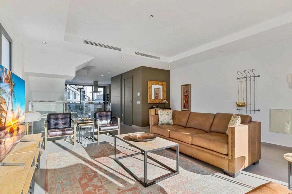 Sale of townhouse in Torreblanca del Sol , Fuengirola photo 1