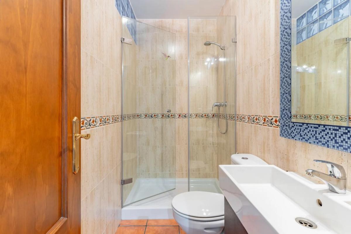 Venta de chalet independiente en Calle Nardos, Fuengirola
photo 3