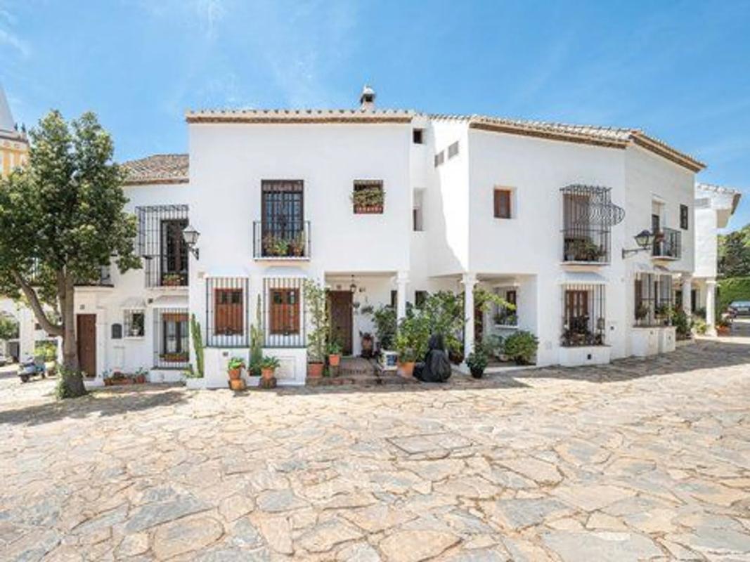 Venta de chalet adosado en  Centro Ciudad , Fuengirola photo 4