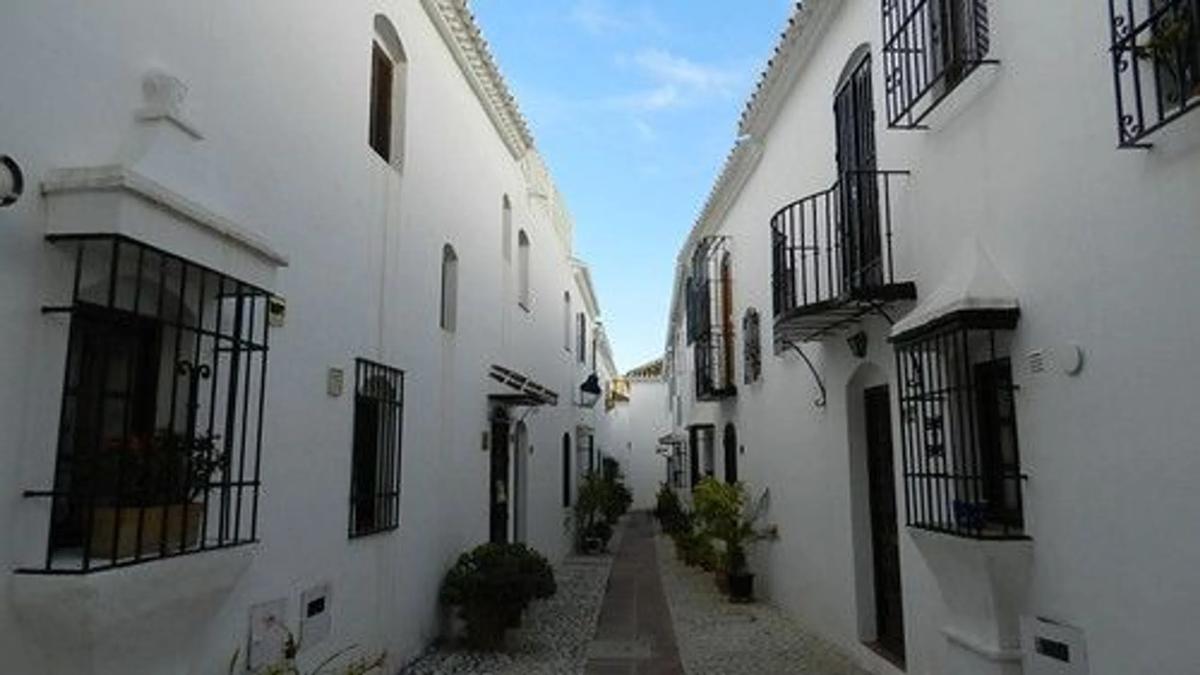 Venta de chalet adosado en  Centro Ciudad , Fuengirola photo 5