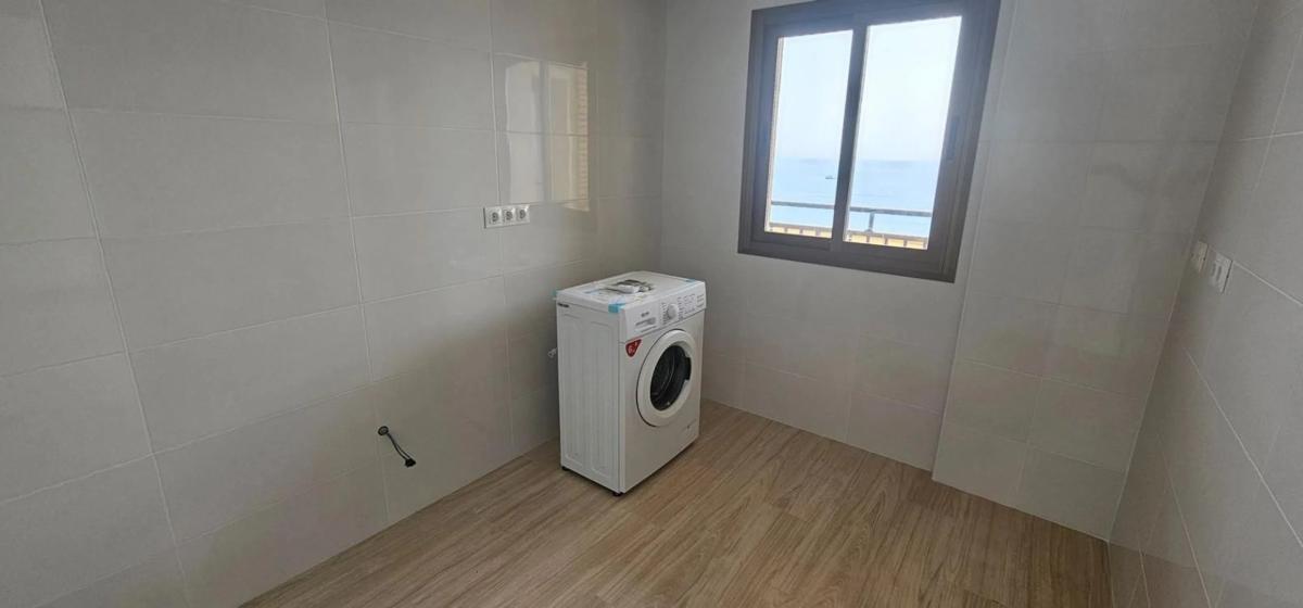 Venta de piso en Paseo Marítimo Rey de España, Fuengirola
photo 3