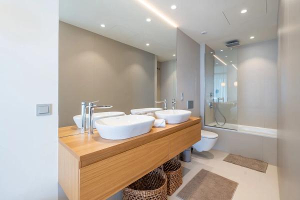Piso en venta en Av. Fuengirola, 8, Fuengirola
thumbnail 2