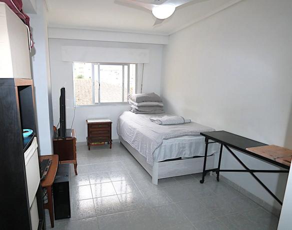 Piso en venta en Avenida Nuestro Padre Jesús Cautivo, Fuengirola
thumbnail 1