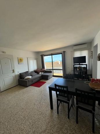 Piso en venta en Calle de la Bomba, 10, Fuengirola
thumbnail 1