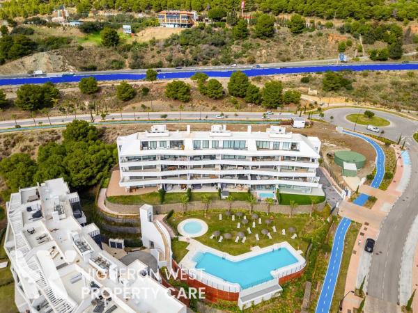 Piso en venta en AV 8 DE MARZO, 2, Fuengirola
thumbnail 2