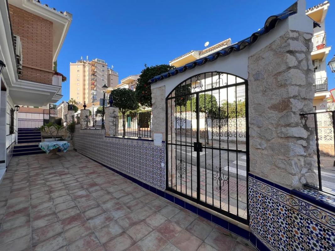 Venta de chalet independiente en Zona Sohail, Fuengirola
photo 3