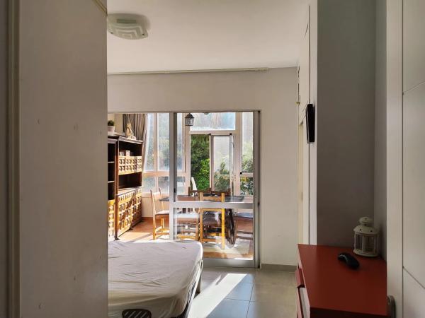 Piso en venta en Calle el Lirio, Fuengirola
thumbnail 1