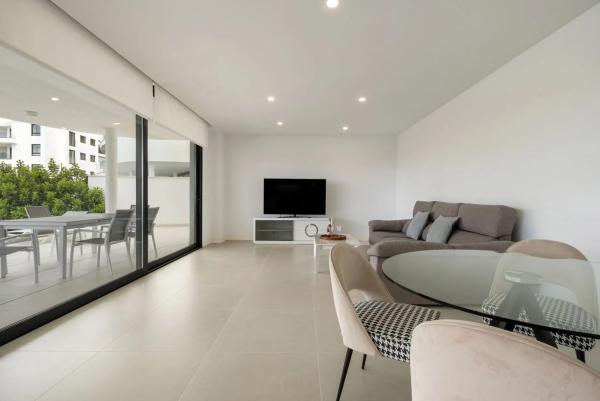 Piso en venta en Calle Paula, 1, Fuengirola
 photo 4