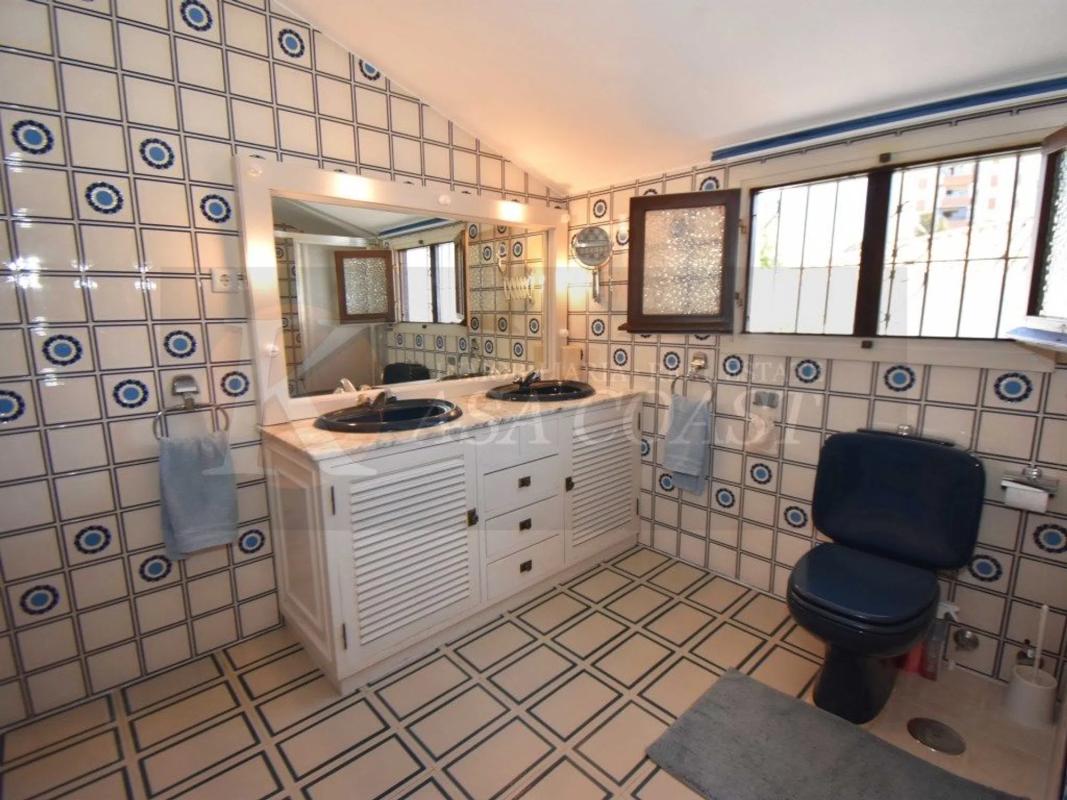 Sprzedaż niezależnego domku jednorodzinnego w Zona Sohail, Fuengirola photo 5