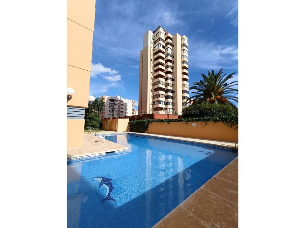 Продажа квартиры на Calle Rodrigo de Triana, Фуэнхирола
photo 1