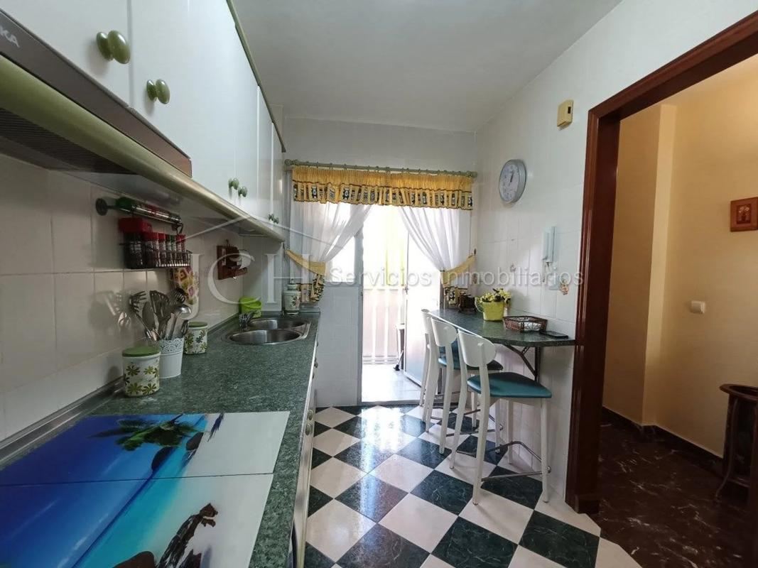 Продажа квартиры на Calle Rodrigo de Triana, Фуэнхирола
photo 3