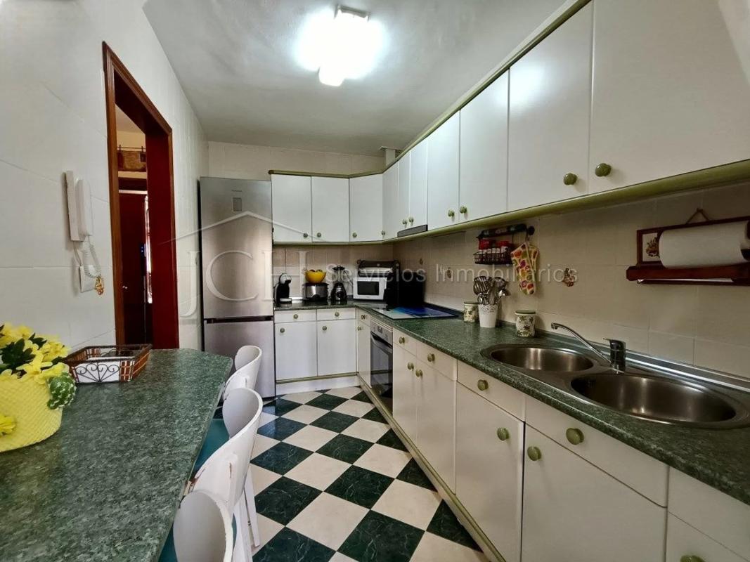 Продажа квартиры на Calle Rodrigo de Triana, Фуэнхирола
photo 4