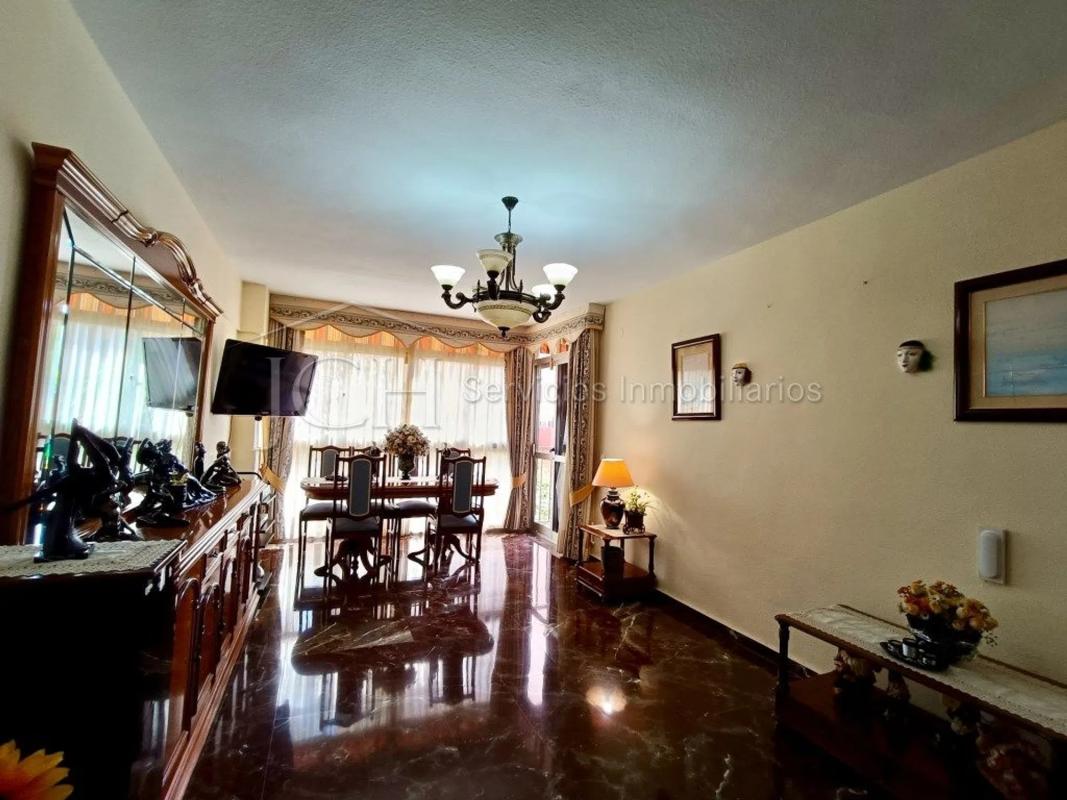 Продажа квартиры на Calle Rodrigo de Triana, Фуэнхирола
photo 5