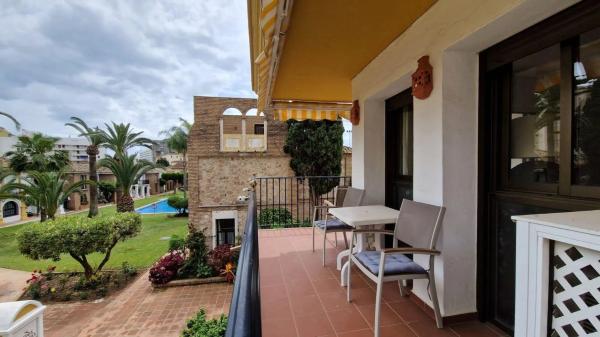 Mieszkanie na sprzedaż w Calle Maestra Ángeles Aspiazu, Fuengirola thumbnail 1