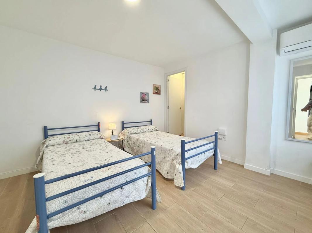 Venta de chalet adosado en Calle Arapiles , Fuengirola photo 3