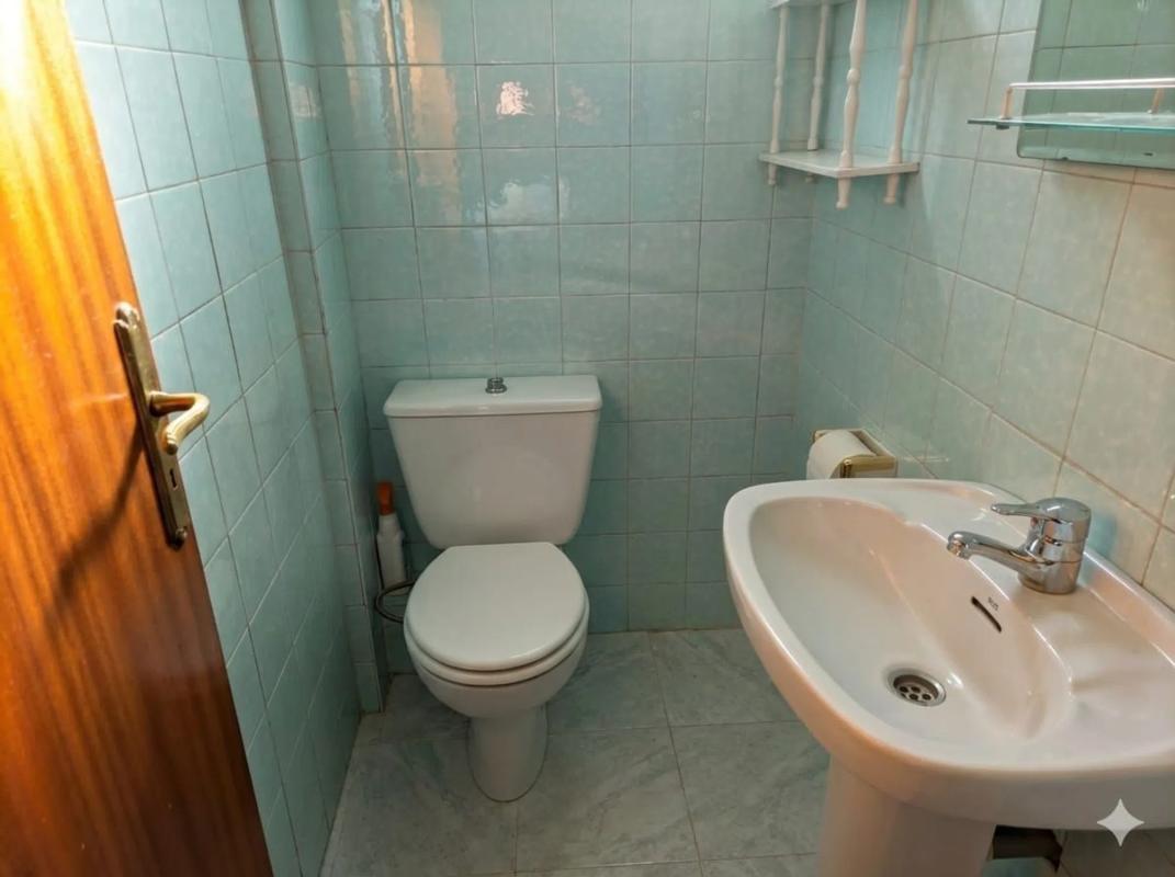 Venta de piso en Calle Ibiza, Fuengirola
photo 1