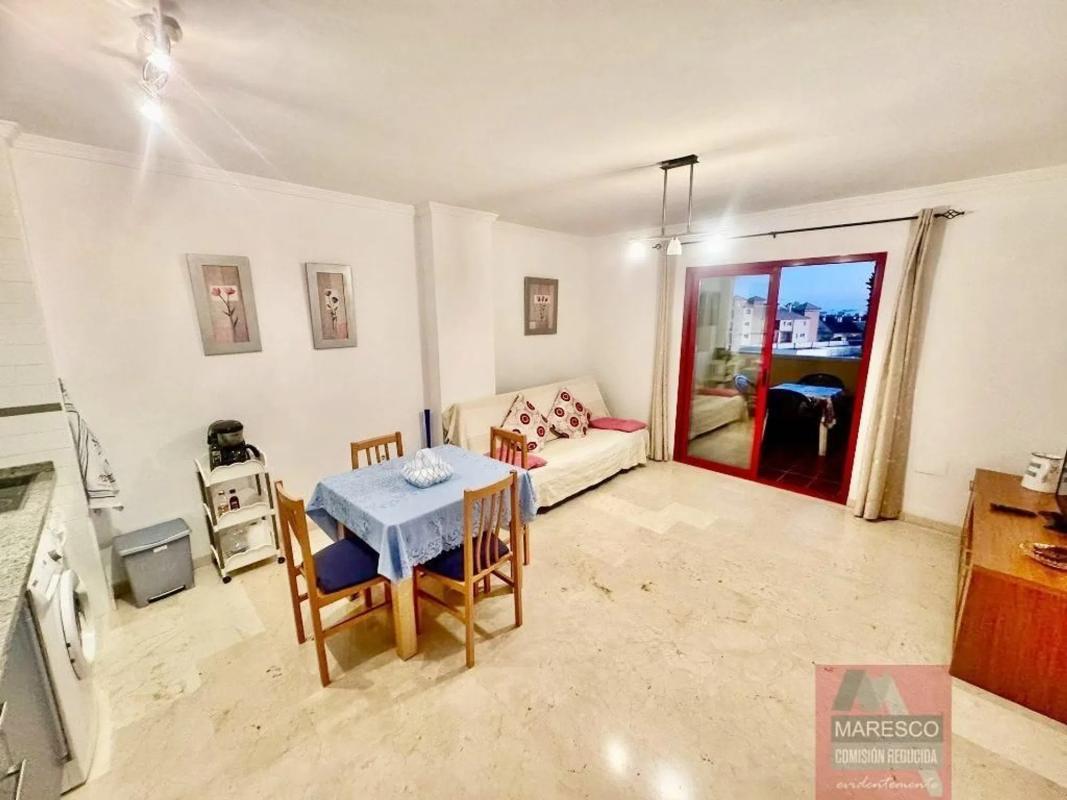 Sale of apartment in Calle Narciso, Fuengirola
photo 3