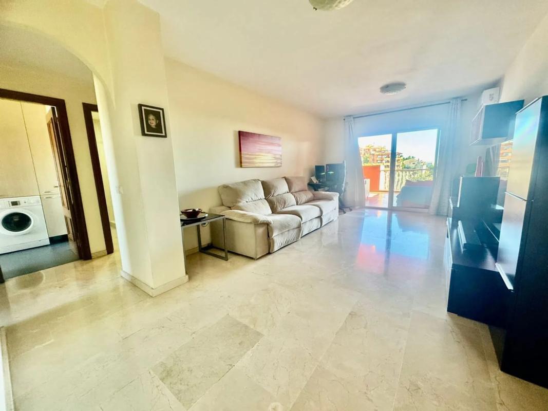 Продажа квартиры на Calle Isabel la Católica, Фуэнхирола
photo 1