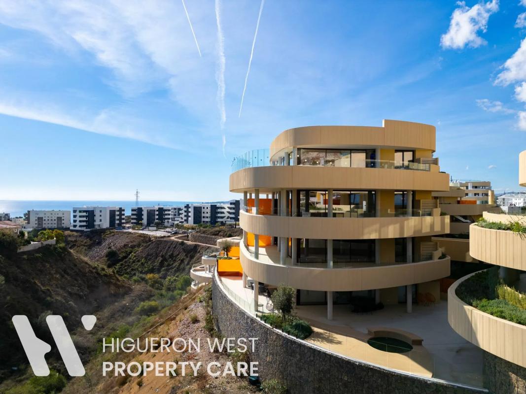 Продажа квартиры на Avenida 8 de marzo s/n, Фуэнхирола
 photo 5