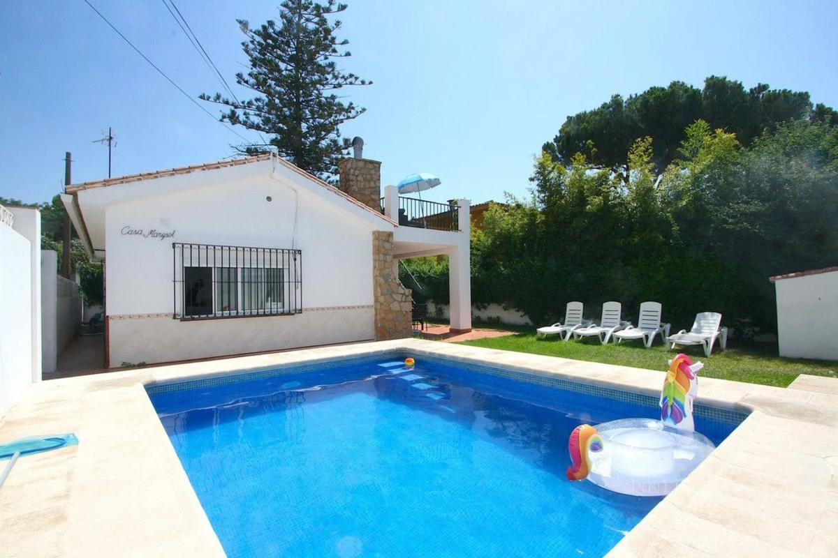Venta de chalet independiente en Calle Vėlez Málaga, Fuengirola
photo 4