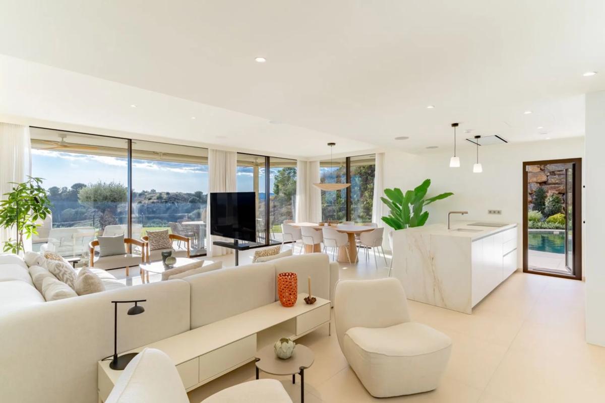 Продажа квартиры на Avenida Fuengirola, Фуэнхирола
photo 3