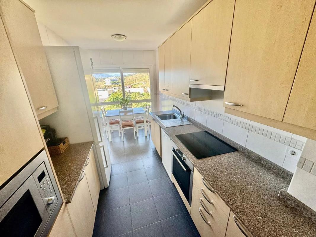 Sale of apartment in Calle Isabel la Catolica, 1, Fuengirola
photo 4