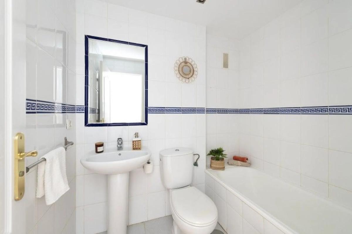 Venta de duplex en Calle Perdices, 4, Fuengirola photo 2