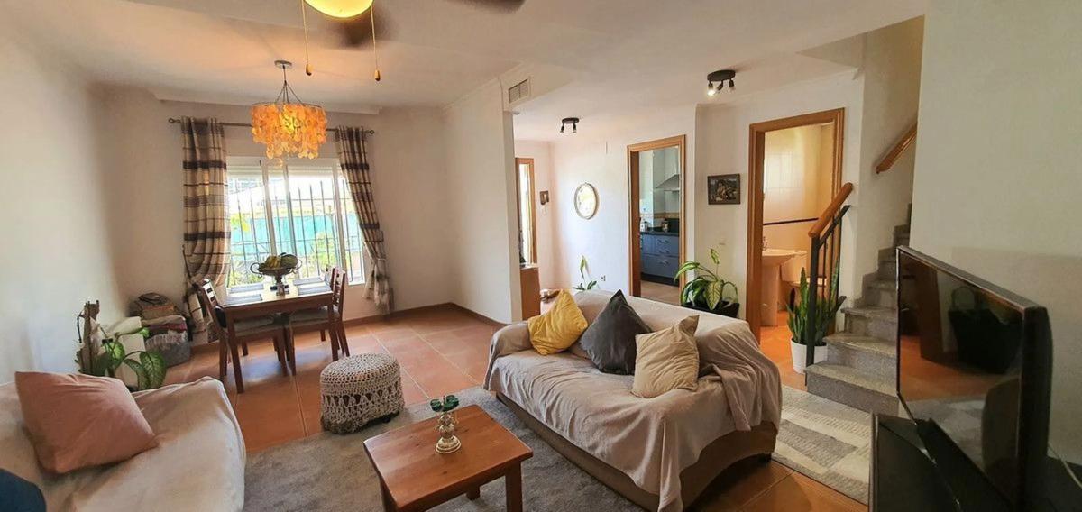 Venta de chalet adosado en  Torreblanca del Sol , Fuengirola photo 5