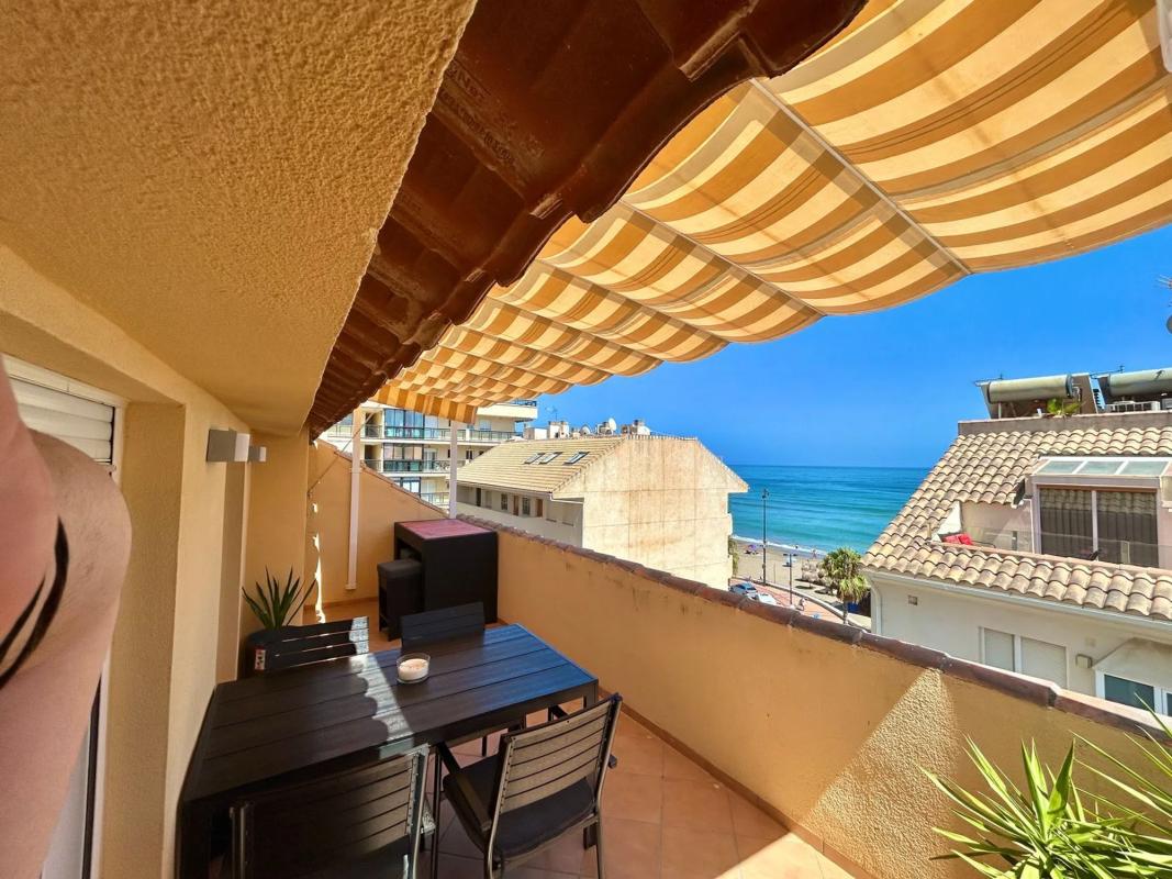 Penthouse sale in Calle la Peña, 1, Fuengirola photo 1