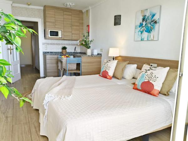 Estudio en venta en PS MARITIMO REY DE ESPAÑA, 54, Fuengirola thumbnail 1