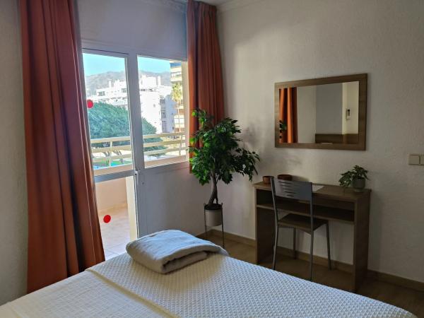 Venta de piso en PS MARITIMO REY DE ESPAÑA, 54, Fuengirola
 photo 3