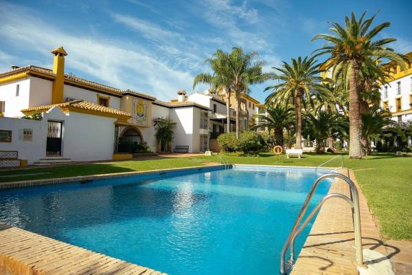 Продажа квартиры на Zona Puerto Deportivo, Фуэнхирола
photo 1
