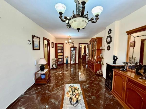 Venta de piso en Calle Rodrigo de Triana, Fuengirola
 photo 1