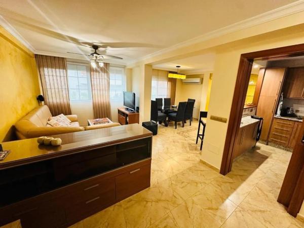 Venta de piso en Avenida de Mijas, 21, Fuengirola
photo 1