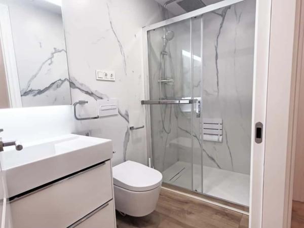 Venta de piso en Rodrigo de triana, Fuengirola
 photo 4