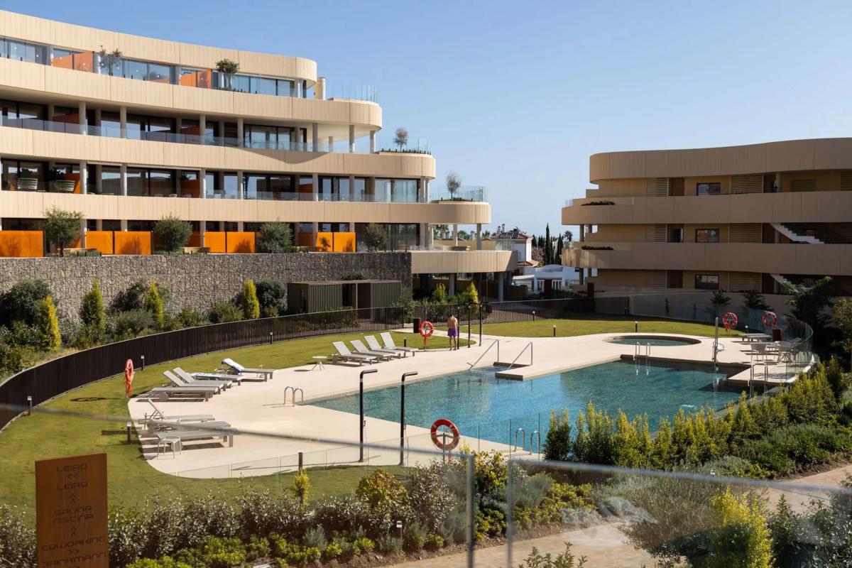 Sale of apartment in Otzo de Marzo, El Higueron South Residence, Fuengirola
 photo 3