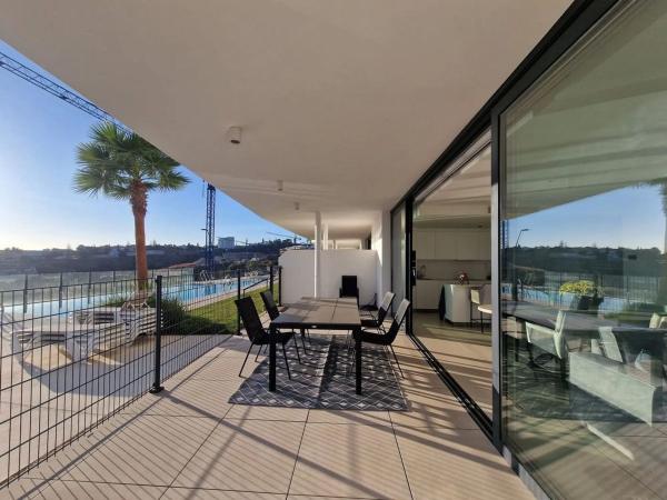 Venta de piso en Avenida 8 de Marzo, Fuengirola
photo 1