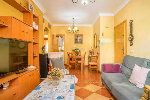 Продажа квартиры на Calle Miguel Márquez, 17, Фуэнхирола
thumbnail 1