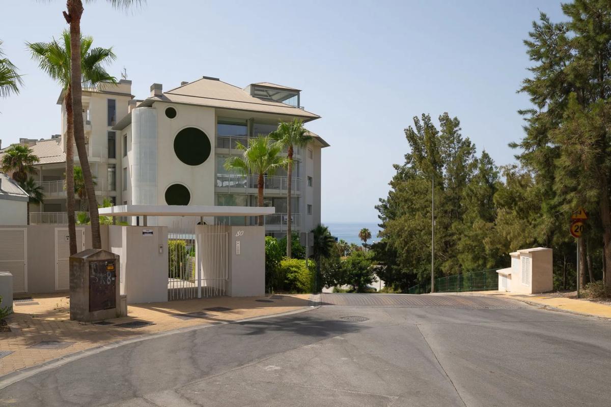 Sale of apartment in Avenida del Higuerón, 80, Fuengirola
photo 4