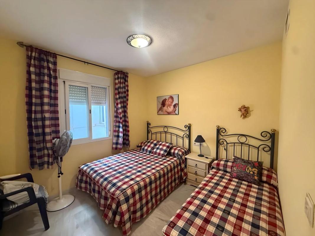 Venta de piso en Paseo Marítimo Rey de España, 116, Fuengirola
 photo 2