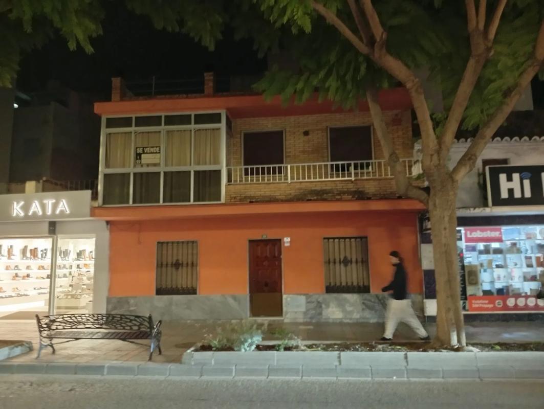Venta de chalet independiente en Avenida Ramón y Cajal, 10, Fuengirola
photo 1